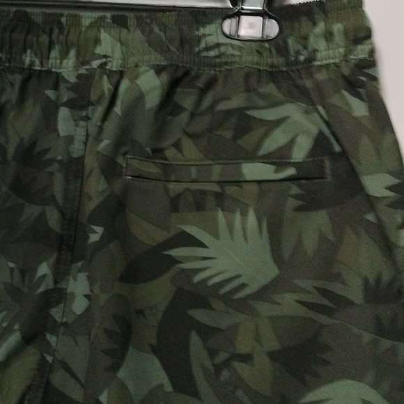 GoodFellow Men's swimming shorts size M - Picture 7 of 15